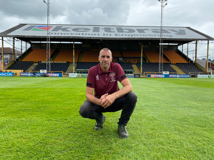 Since using products from Mansfield Sand, Stuart Vause, Head Groundsman at Castleford Tigers, claims that the pitch has resulted in a more free-draining, firmer surface.